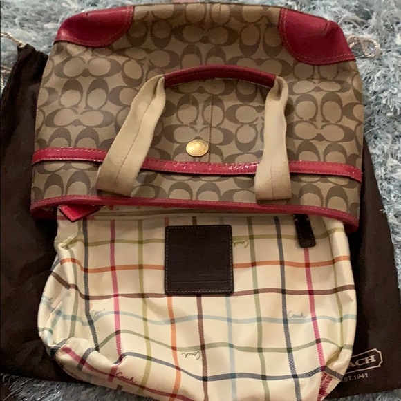 Coach purse - Picture 3 of 4